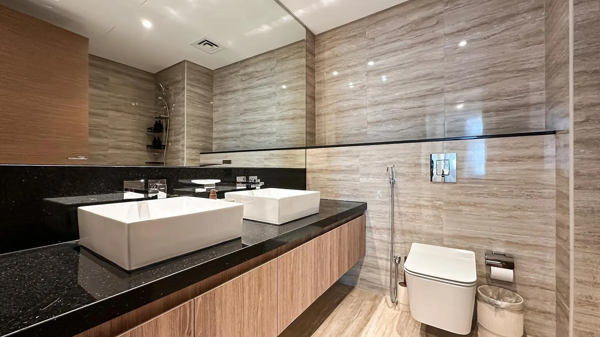 Trophy-Ride In Equestrian Elegance W Private Entr Apartment Dubai