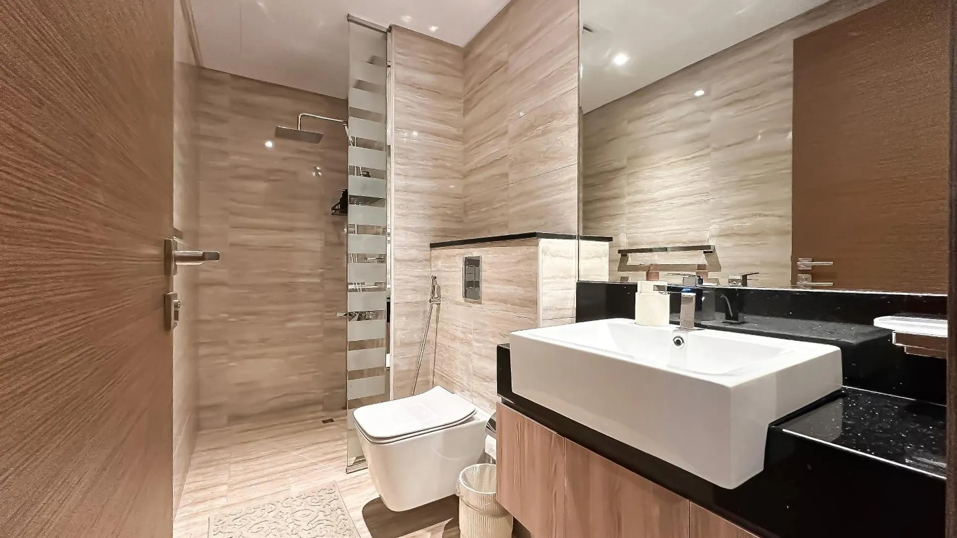 Trophy-Ride In Equestrian Elegance W Private Entr Apartment Dubai